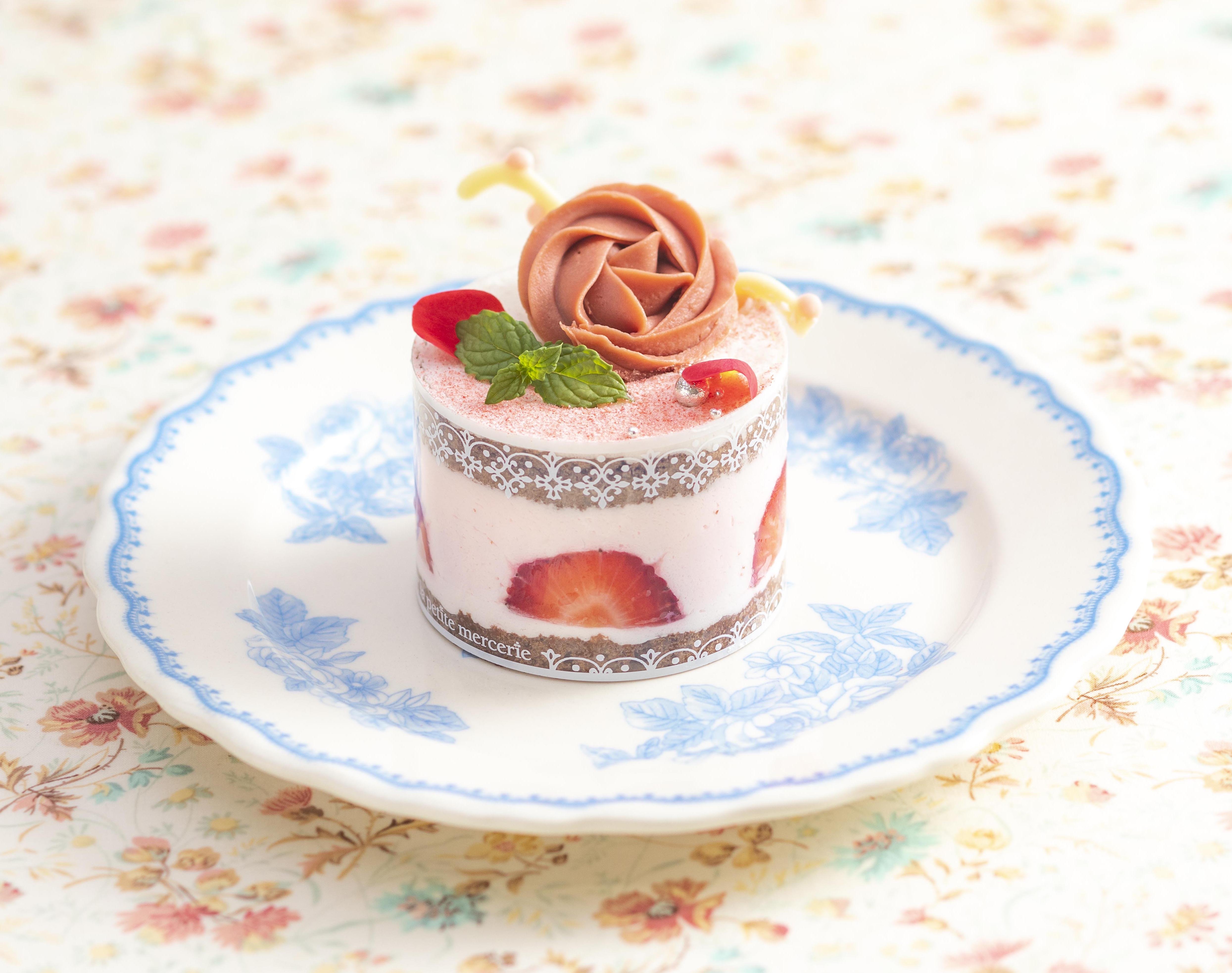 ラ・プティ・メルスリー】花人形着せ替えゲーム『Alice Closet